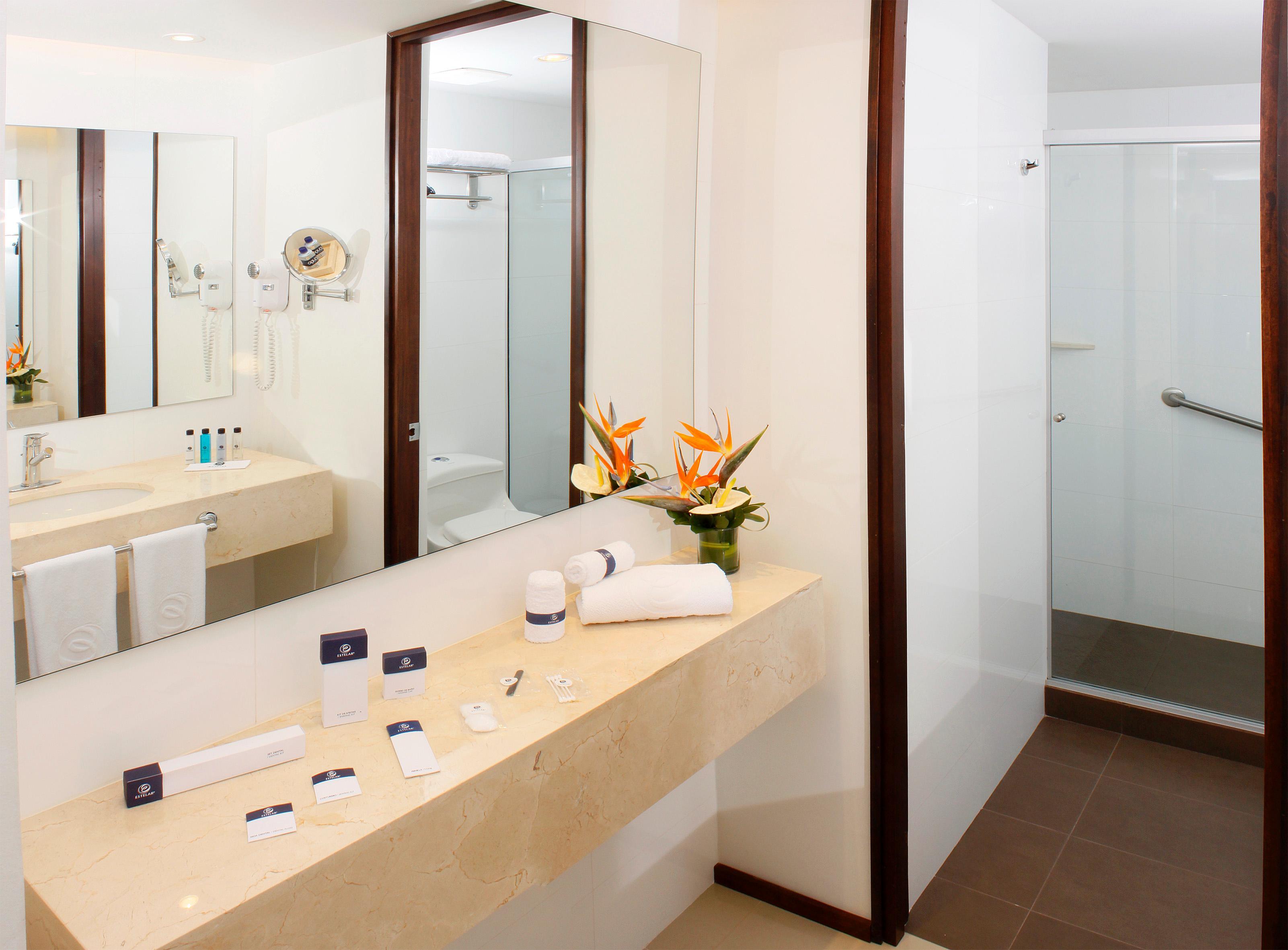 Estelar Alto Prado Barranquilla  Exteriör bild Bathroom